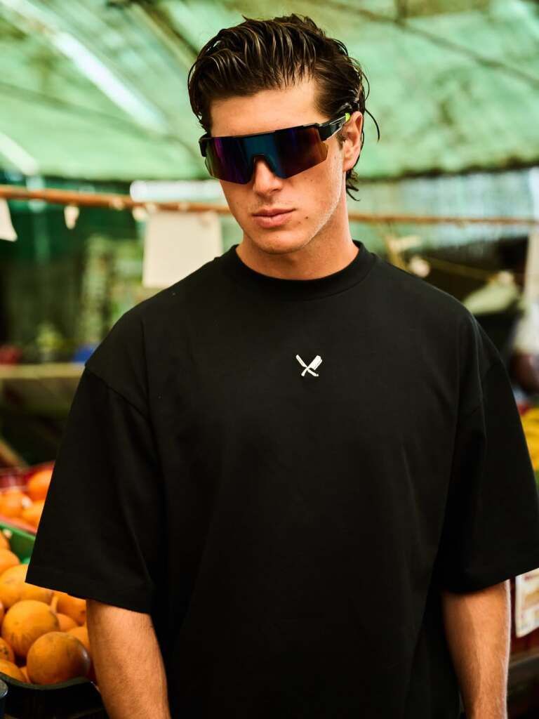 The_Distorted_Cycling_Club_Now_available_online__in_our_stores_distortedpeople_9_83.jpg
