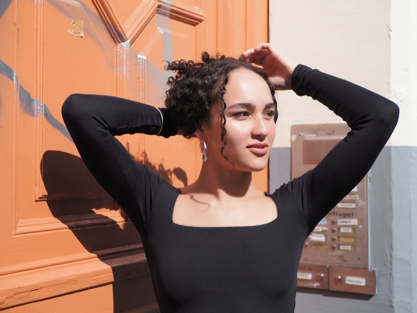 Loulou Hermsen – Owono Talents
